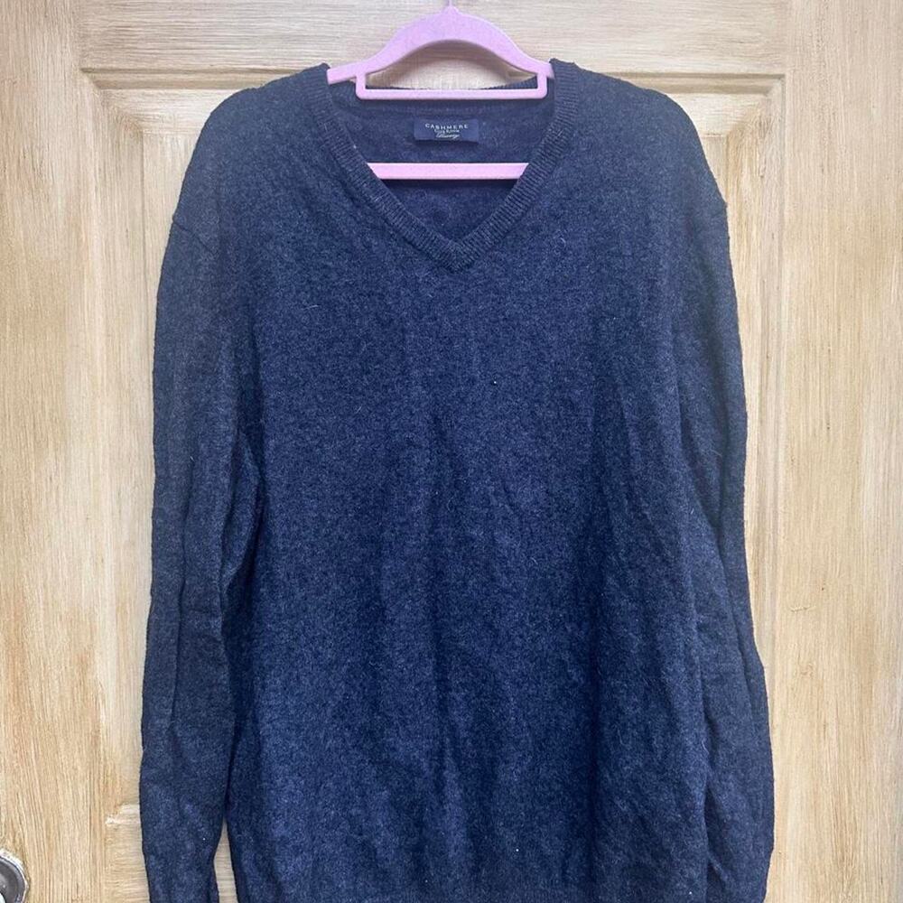 100% Cashmere Club Room Women’s XL Navy Blue V-Neck Sweater